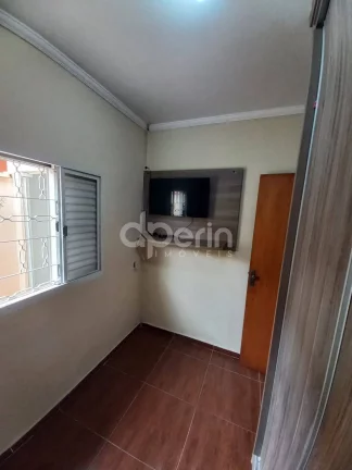 Imagem CASA À VENDA - SANTA FELÍCIA