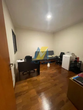 Imagem Sobrado amplo com 4 dormitórios e área gourmet - 192m²