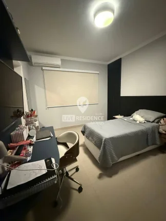 Imagem Casa térrea a venda em Condomínio bem localizado