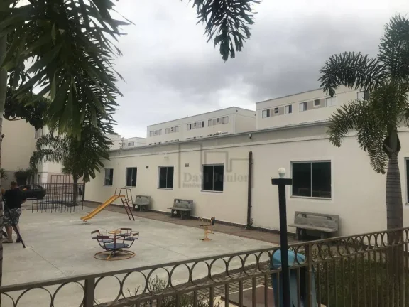 Imagem Apartamento com 2 dormitórios à venda, 45 m² por R$ 200.000,00 - Caguaçu - Sorocaba/SP