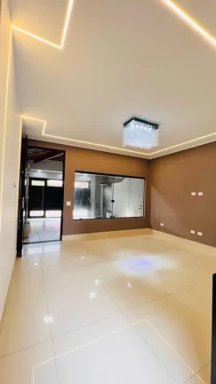 Imagem Casa para Venda em Praia Grande, Caiçara, 3 dormitórios, 2 suítes, 1 banheiro, 2 vagas