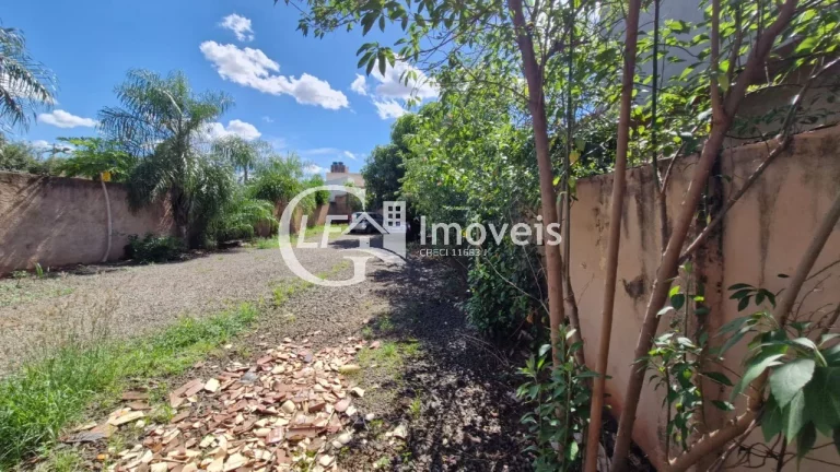 Imagem Terreno Comercial de 440m² na Vila Ipiranga, Campo Grande-MS: Excelente Oportunidade de Investimento!