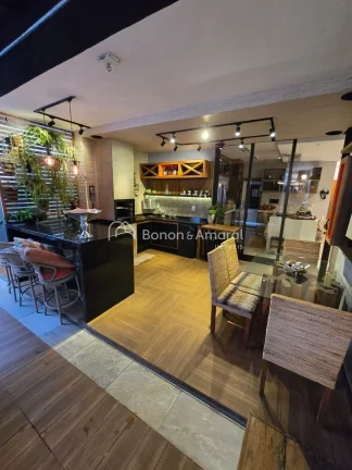 Imagem Casa Venda Condomínio Terras do Cancioneiro - Paulínia/SP

Terreno e Área de Construção: Com um...