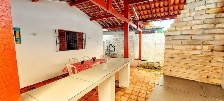 OPORTUNIDADE Casa de Praia com primeiro andar na Enseada de Búzios