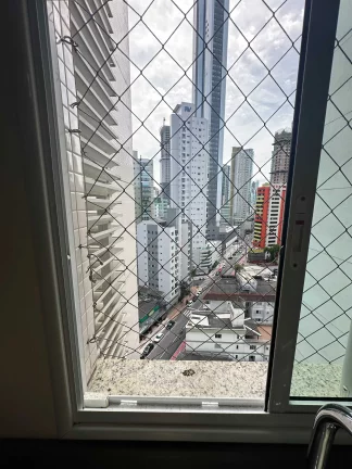 Imagem Apartamento alto padrão com 3 suítes e 4 vagas de garagem em - Balneário Camboriú/SC
