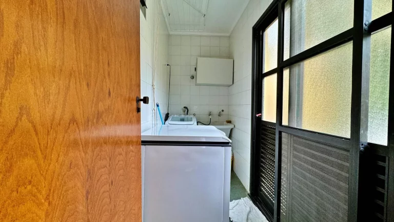 Imagem Casa com 5 dormitórios à venda, 489 m por R$ 3.900.000,00 - Riviera