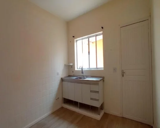 Imagem Sobrado Com 2 Quartos à Venda, 200 m² - Vila Polopoli