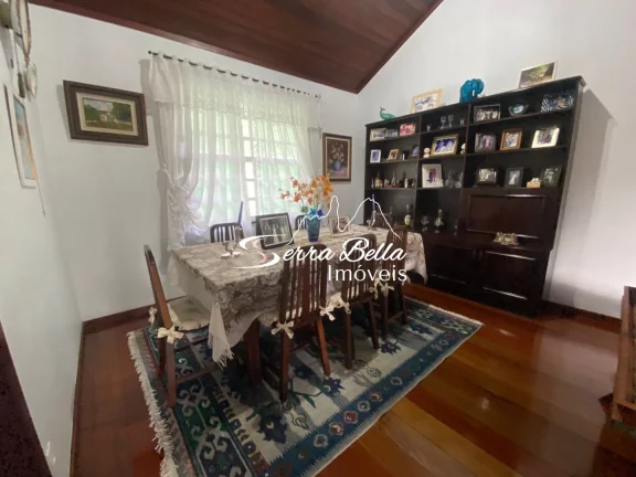 Imagem Casa com 4 dormitórios à venda, 150 m² por R$ 1.350.000,00 - Tijuca - Teresópolis/RJ
