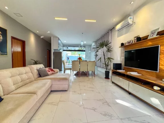 Imagem Casa em Alto Padrão, no condomínio Reserva do Parque , com 3 suítes, semi-mobiliada, climatizada e piscina , aceita financiamento bancário