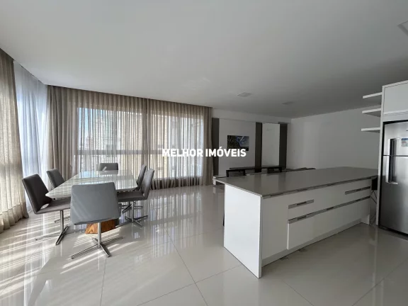 Imagem Apartamento á venda com 03 suítes localizado no Centro de Balneário Camboriú.