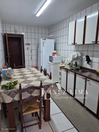 Imagem Apartamento 3 Quartos para Temporada em Itapema, Meia Praia, 3 dormitórios, 1 suíte, 2 banheiros, 2 vagas