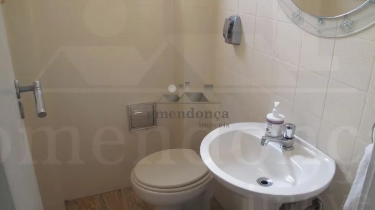 Imagem Apartamento à venda na Vila Madalena com 4 quartos (1 suíte ) e 2 vagas, 201m2