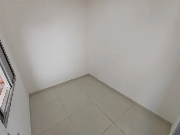 Imagem Espaçosa Casa 3 Quartos com 2 Suítes à Venda em Caicara, Praia Grande