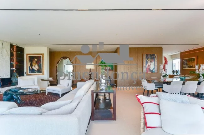 Imagem Apartamento lindíssimo na Rua Curitiba em frente ao parque do Ibirapuera com 332m².