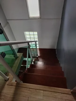 Imagem Sobrado com 4 dormitórios à venda, 250 m² por R$ 750.000,00 - Vila Amorim - Suzano/SP