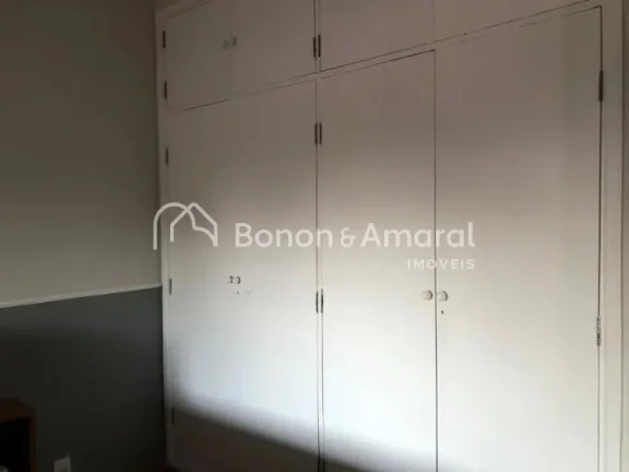 Imagem Casa à venda no Parque Taquaral com 170 m² de área construída, este imóvel oferece diversas com...