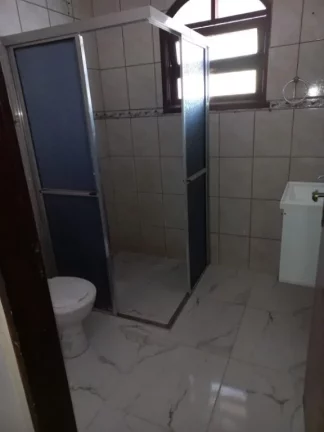 Imagem Casa com 3 dormitórios para alugar, 190 m² por R$ 2.486,00/mês - Vila Varela - Poá/SP
