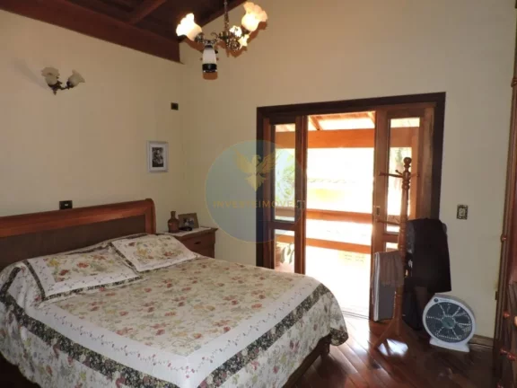 Imagem Casa a Venda no bairro Granja Viana - Carapicuíba, SP