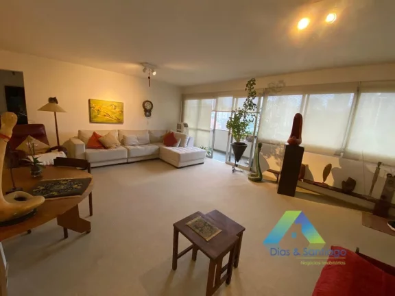 Imagem Apartamento com 142m² em 3 dormitórios, 1 suíte, 2 vagas coberta e 1 ampla varanda em área nobre do Morumbi/Zsul..