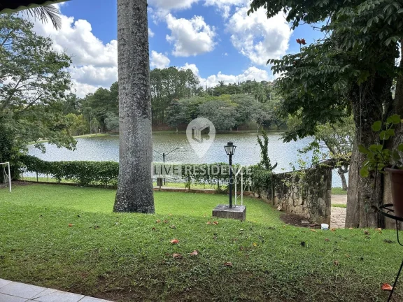 Imagem Chácara Á venda no condomínio Capela do Barreiro frente ao Lago