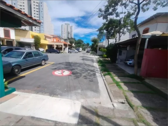 Imagem Casa à venda com 3 quartos, sendo 1 suíte, no condomínio Alameda do Eucaliptos, São Paulo - SP