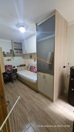 Imagem Sobrado mobiliado à venda com 190m² de área construída, distribuídos de forma funcional e confo...