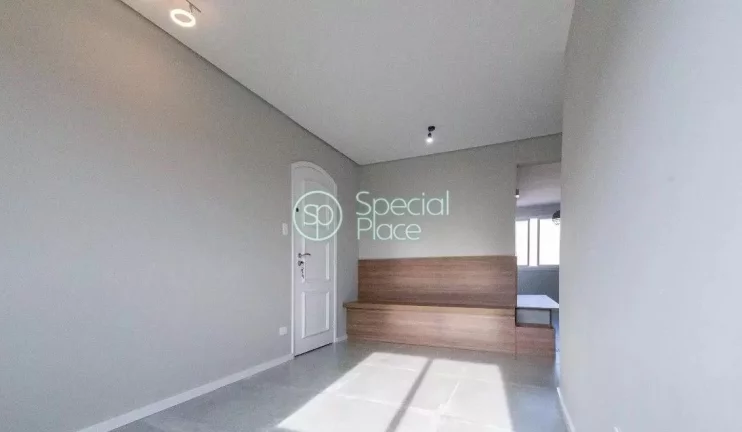 Imagem Excelente apartamento em andar alto com vista incrível , 100% REFORMADO com projeto de renomado esc...