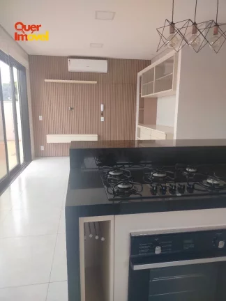 Imagem Linda Casa em Condomínio à Venda em Ribeirão Preto-SP, Bairro Vila do Golf! 3 Quartos, 3 Suítes, 1 Sala, 5 Banheiros, 4 Vagas de Garagem, 208m²!
