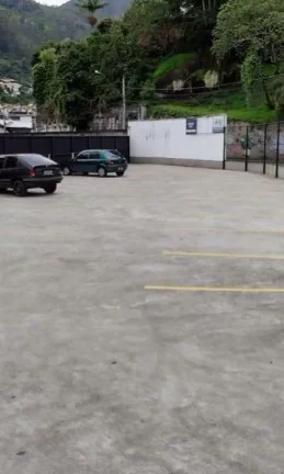 Imagem Terreno para Venda em Nova Friburgo, Centro