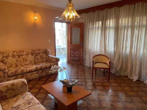 Imagem Sobrado com 250 metros quadrados, living, ampla cozinha com armários, 3 dormitórios sendo 1 suíte...