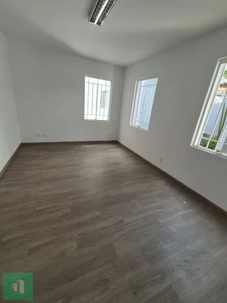 Imagem Sobrado com 4 quartos em Santo André, Centro