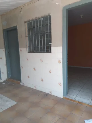 Imagem Casa com terreno 10 x 25 em avenida 2 Dormitórios e 1 Vaga