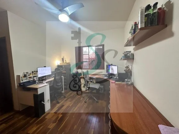 Imagem Venda de casa em bolsão no Parque das Universidades, Campinas. Casa com 4 dormitórios sendo 2 suítes, sala de estar, sala de jantar, jardim de inver