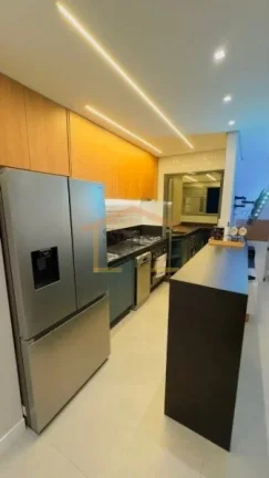 Imagem Apto impecável com 2 dormitórios, sendo 1 suíte, sala 2 ambientes, varanda gourmet, banheiro soci...