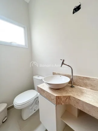 Imagem Casa térrea com 3 quartos, sendo 3 suítes, sala de estar, sala de jantar, área gourmet com churra...