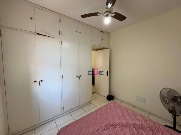 Imagem Apartamento com 2 dormitórios no 1° andar excelente localização, pertinho do Assai à venda, 76 m² por R$ 360.000 - Campo Grande - Santos/SP