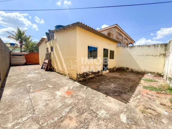 Imagem Casa à Venda em Sobradinho-DF, 8 Quartos, 250m² por R$490mil