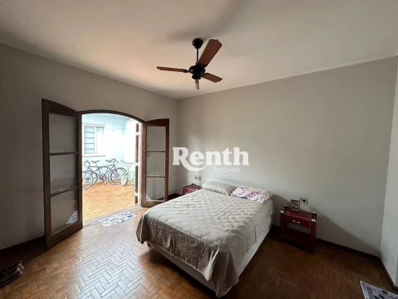 Imagem Casa com 4 dormitórios Av. 14, por R$ 600.000 - Jardim São Paulo - Rio Claro/SP