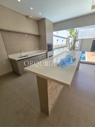 Imagem Oportunidade Imperdível: Casa à Venda em Rio Verde-GO, Primavera - 4 Quartos, 1 Suíte, 2 Salas, 4 Banheiros, 4 Vagas - 300m².