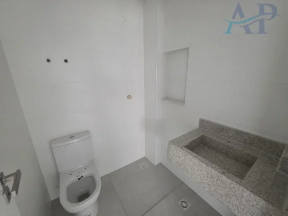 Imagem Apartamento na Guilhermina em Praia Grande com 2 Quartos Frente Mar