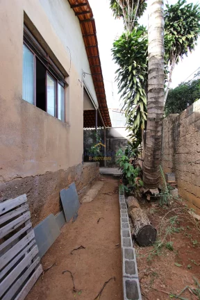 Imagem Casa no melhor ponto do Milionários.