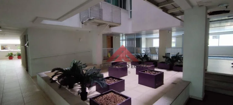 Imagem Apartamento em condominio em Santa Rosa,semi novo em excelente localização,Varandão,sala o3 quartos sendo um com suite,cozinha montada com armarios,su
