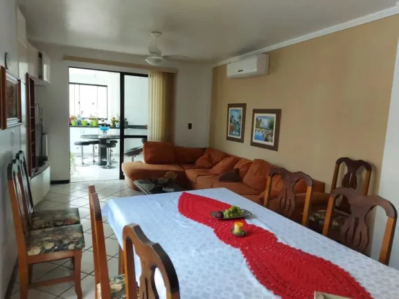 Imagem Cobertura Duplex com 5 dormitórios sendo 2 suítes e 2 vagas no Centro de Balneário Camboriú