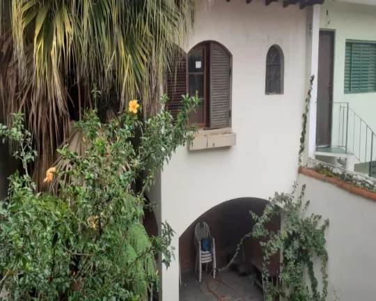 Imagem sobrado com 4 dormitórios, com jardim FL26