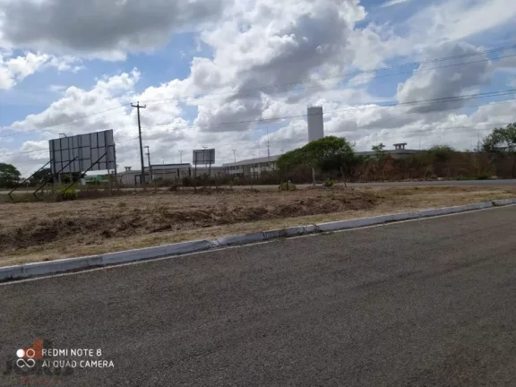 Imagem Terreno a Venda no bairro Justiniano de Serpa - Aquiraz, CE
