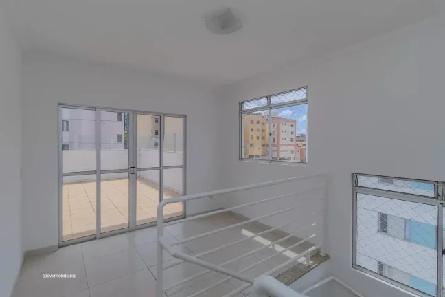 Imagem Este espaçoso apartamento de 153 metros quadrados é uma excelente escolha para quem busca conforto...