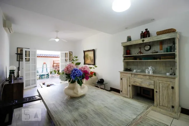 Imagem Casa à Venda - Vargem Pequena, 2 Quartos, 150 m2