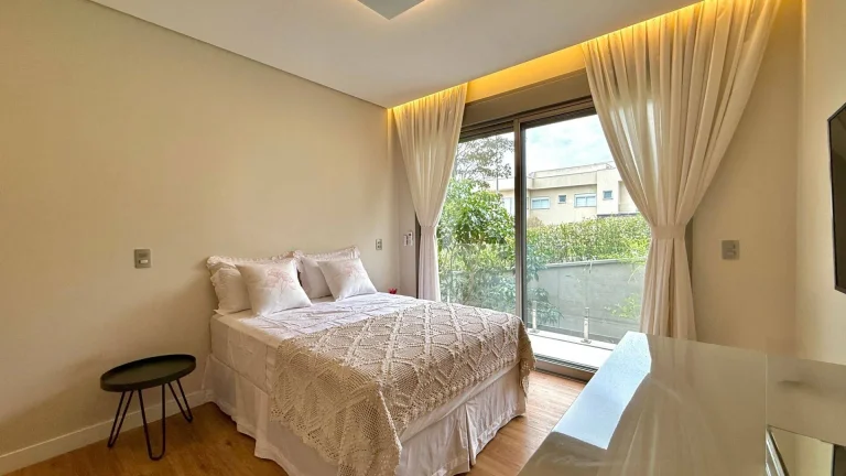 Imagem Casa com 4 suites à venda, 440 m² por R$ 9.000.000 - Alphaville - Santana de Parnaíba/SP