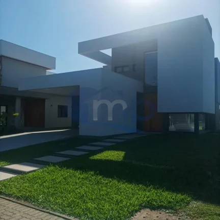 Imagem Casa á venda com 4 suítes no Engenho Velho em Torres/RS