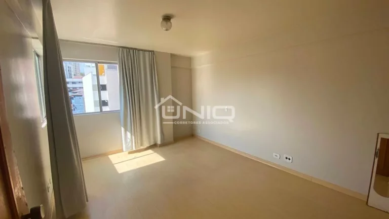 Imagem Apartamento Ed. Cainã - 3 Dormitórios Semi-Mobiliado no Centro